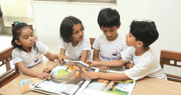 Engaging Reading Sessions with Preschoolers at Top Play Schools